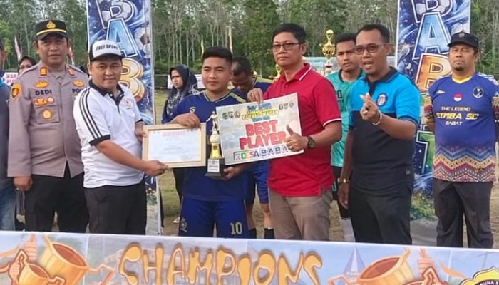  Sekretaris KONI PALI Tonton Langsung final Tournamen Sepak Bola Antara Ps Air Itam vs Pendopo Legend Di Desa Babat