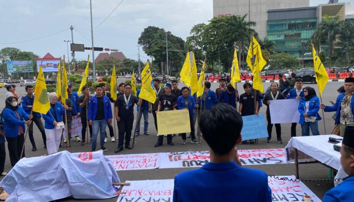 PMII Cabang Palembang Gelar Mimbar Bebas, Isu Penonaktifan Peserta BPJS jadi Sorotan