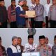 Kapolda Sumbar Pimpin Safari Ramadhan ke Masjid Wustha, TSR Sumatera Barat Serahkan Bantuan Rp50 Juta untuk Masyarakat Payakumbuh