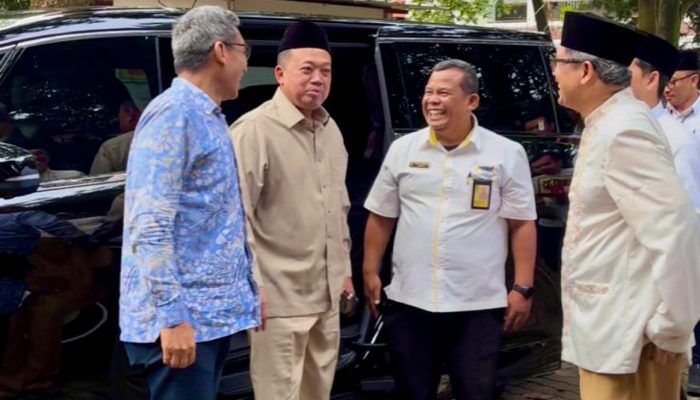 Kajian Tarawih di Masjid UI, Menteri Nusron Bicara Sanad Keilmuan dan Etika Kepemimpinan