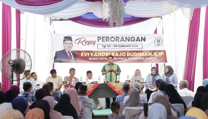 Wakil Ketua DPRD Sumbar Reses di Huntara Mandiri Kepalo Koto, Evi Yandri Terima Aspirasi Terkait Langkah Pasca Bencana Banjir