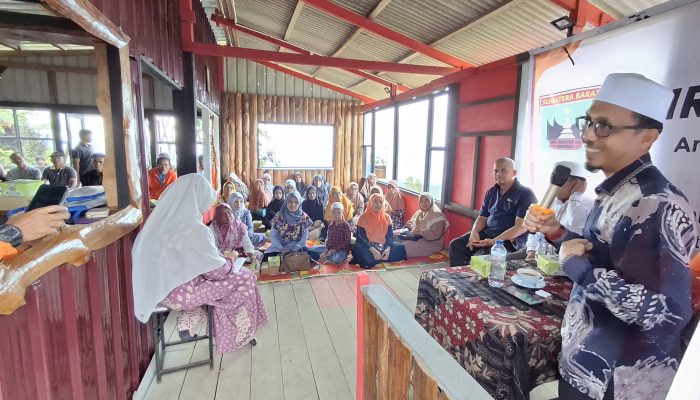 DPRD Sumbar Reses ke Jorong Subaladung, Irsyad Safar Terima Aspirasi terkait Infraktuktur serta Pertanian dan Pariwisata