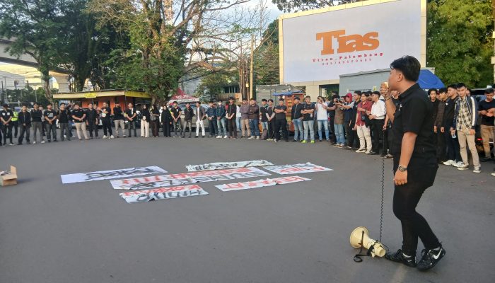 Aksi Kamisan “Sumsel Resah”, Mahasiswa Suarakan Kritik Dan Tuntutan Kepada Pemerintah