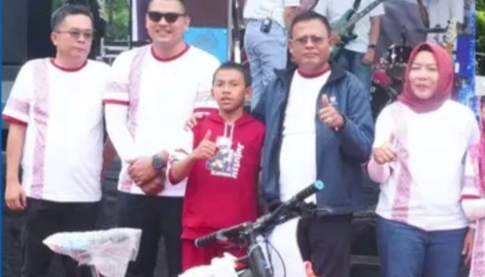 Wako dan Wawako Prabumulih Hadiri Jalan Santai Bersama Dalam Rangka Pengundian Hadiah Tabungan Pesirah Bank Sumsel periode Januari–Desember 2025