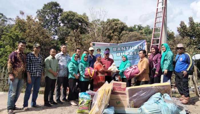 Respon Cepat Bupati Pali melalui Dinsos Salurkan Bantuan Daruratuntuk Korban Kebakaran di Tanding Marga