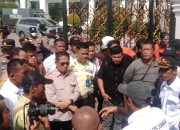 Demo Buruh, Wakil Ketua Evi Yandri dan Sekwan Terima Pendemo