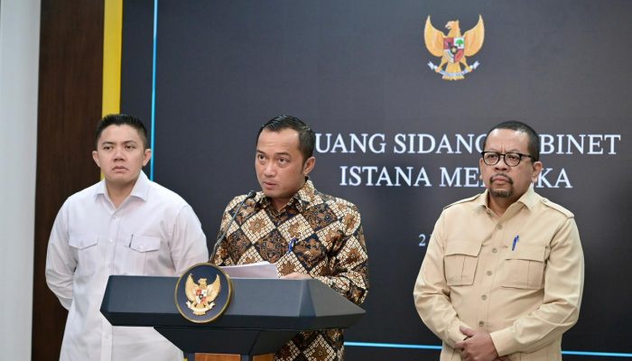 Prabowo Rombak Pimpinan BGN, Dadan Hindayana Digantikan Nanik S Deyang