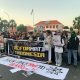 Ratusan Massa “Rakyat Surabaya Menggugat” Gelar Aksi Reformasi Jilid II, Suarakan Kritik terhadap Pemerintah