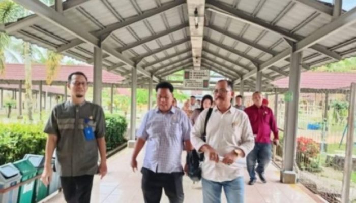 Ketua Komisi I DPRD Kota Prabumulih, Riza Ariansyah, bersama rombongan melakukan kunjungan kerja ke RSUD Kota Prabumulih