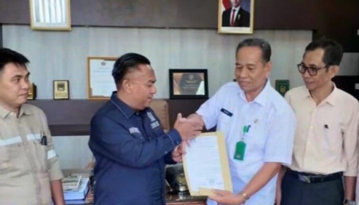 Ketua DPRD Kota Prabumulih, H. Deni Victoria, SH., M.Si., Terima Audiensi Kerukunan Keluarga Sulawesi Selatan