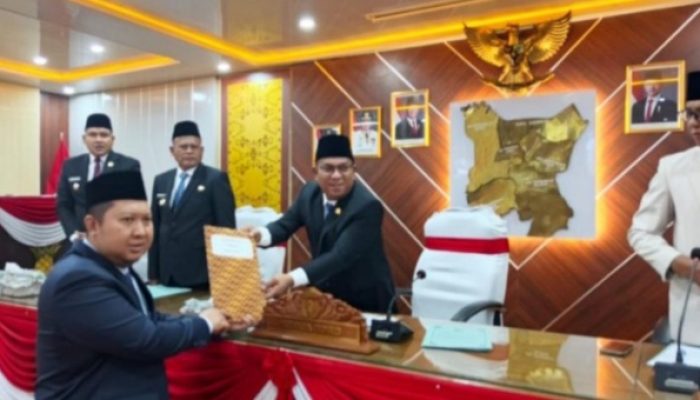 Dewan Perwakilan Rakyat Daerah (DPRD) Kota Prabumulih kembali menggelar Sidang Paripurna, dengan agenda penyampaian pandangan umum fraksi-fraksi terhadap Nota Pengantar Wali Kota Prabumulih