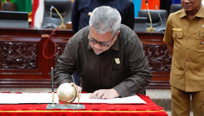 DPRD Sumbar Setujui Ranperda tentang Pertanggungjawaban Pelaksanaan APBD Tahun Anggaran 2025