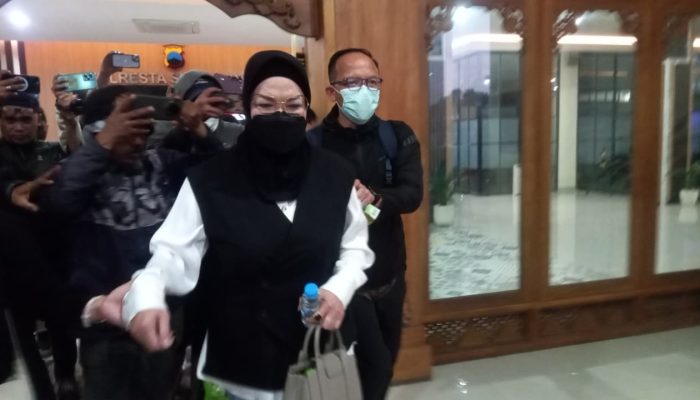 Etik Suryani Resmi Jadi Tersangka, Bersama Rekan Lakukan Pemerasan