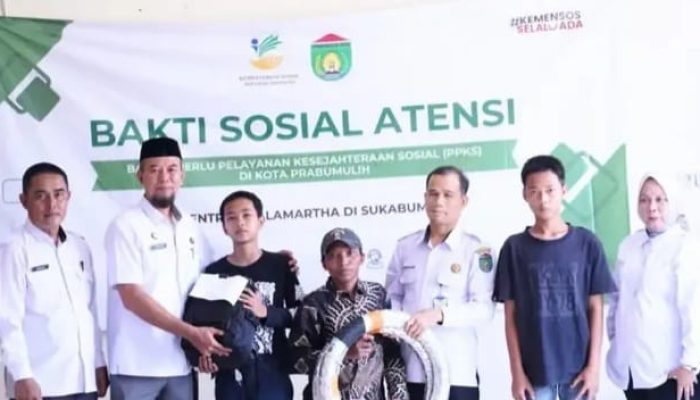 Walikota Prabumulih Hadiri Kegiatan Penyaluran Bantuan ATENSI Kepada Pemerlu Pelayanan Kesejahteraan Sosial Wilayah Kota Prabumulih