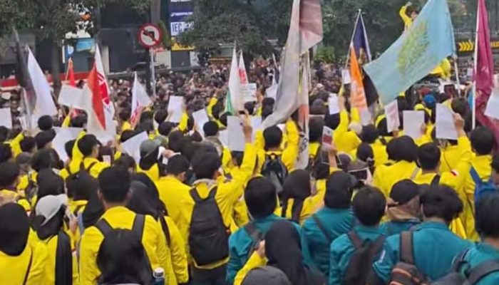 Menggugat Makna Kemerdekaan: Aksi Massa Mahasiswa di Pusat Ibu Kota