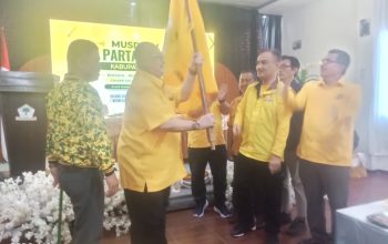 Dapat Dukungan Penuh Kader, H. Eftiyani Resmi Pimpin Golkar PALI