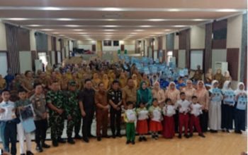 Pemkot Prabumulih Resmi Launching Pembagian Baju Seragam Sekolah Gratis Bagi Siswa SD dan SMP
