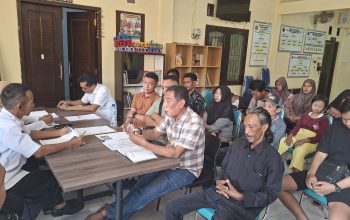 Mediasi Warga Rowobelang dan Pemdes Bahas Kompensasi Korban Keracunan PMT